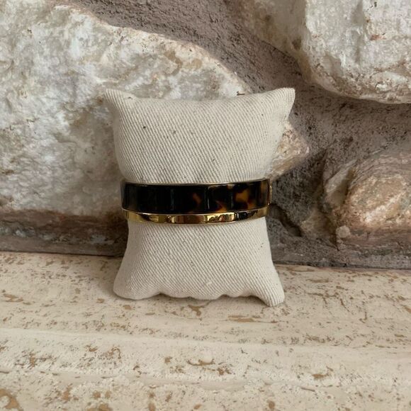 Stella & Dot Jaya tortoise cuff - Picture 1 of 10